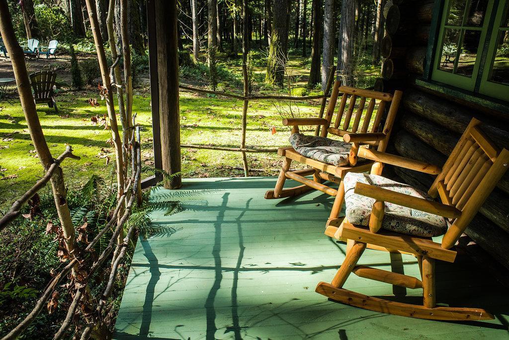 Loloma Lodge And Cabins McKenzie Bridge ภายนอก รูปภาพ